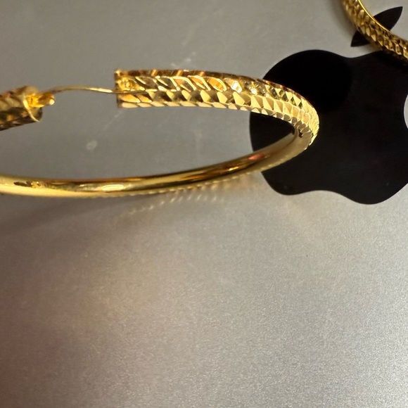 NWT 14k Real Gold Diamond-Cut 70mm Round Tube Hoop Earrings - Genuine 14K “3/3” - Picture 5 of 9